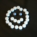 CaffeinePillsHappyFace_CaffeinePillsVsCoffe